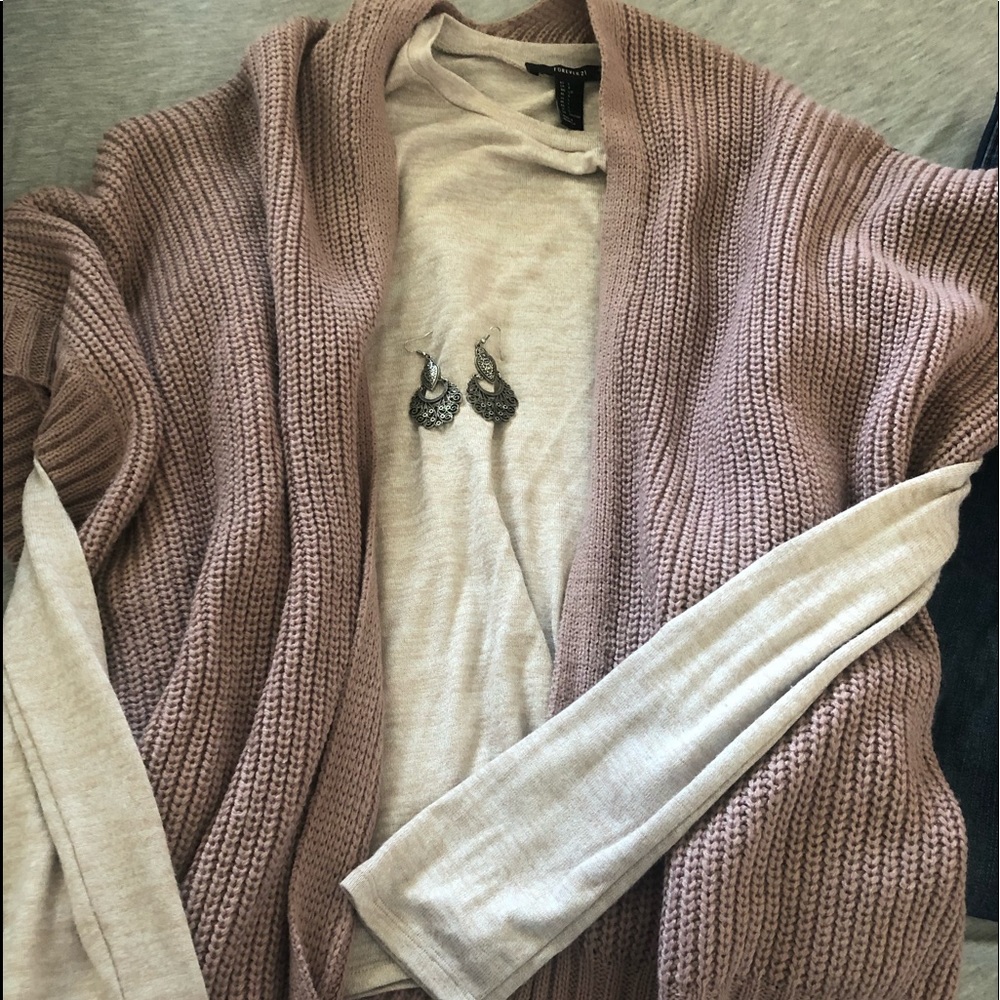 Forever 21 Dusty pink knit poncho